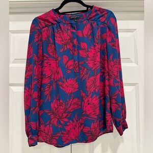 Banana Republic long sleeve fuchsia and royal blue blouse, small